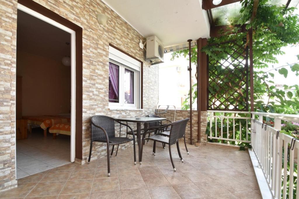 Apartamento Garbis Μπακάλης Θεοχάρης Leptokarya  Exterior foto